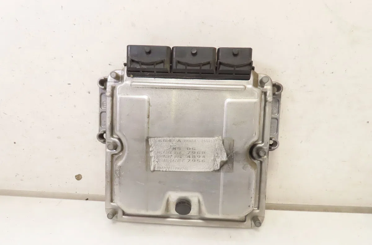 Calculateur moteur Renault SCÉNIC I Monospace (JA0-1_, FA0_) 1.9 dci rx4 (2000-2003) occasion
