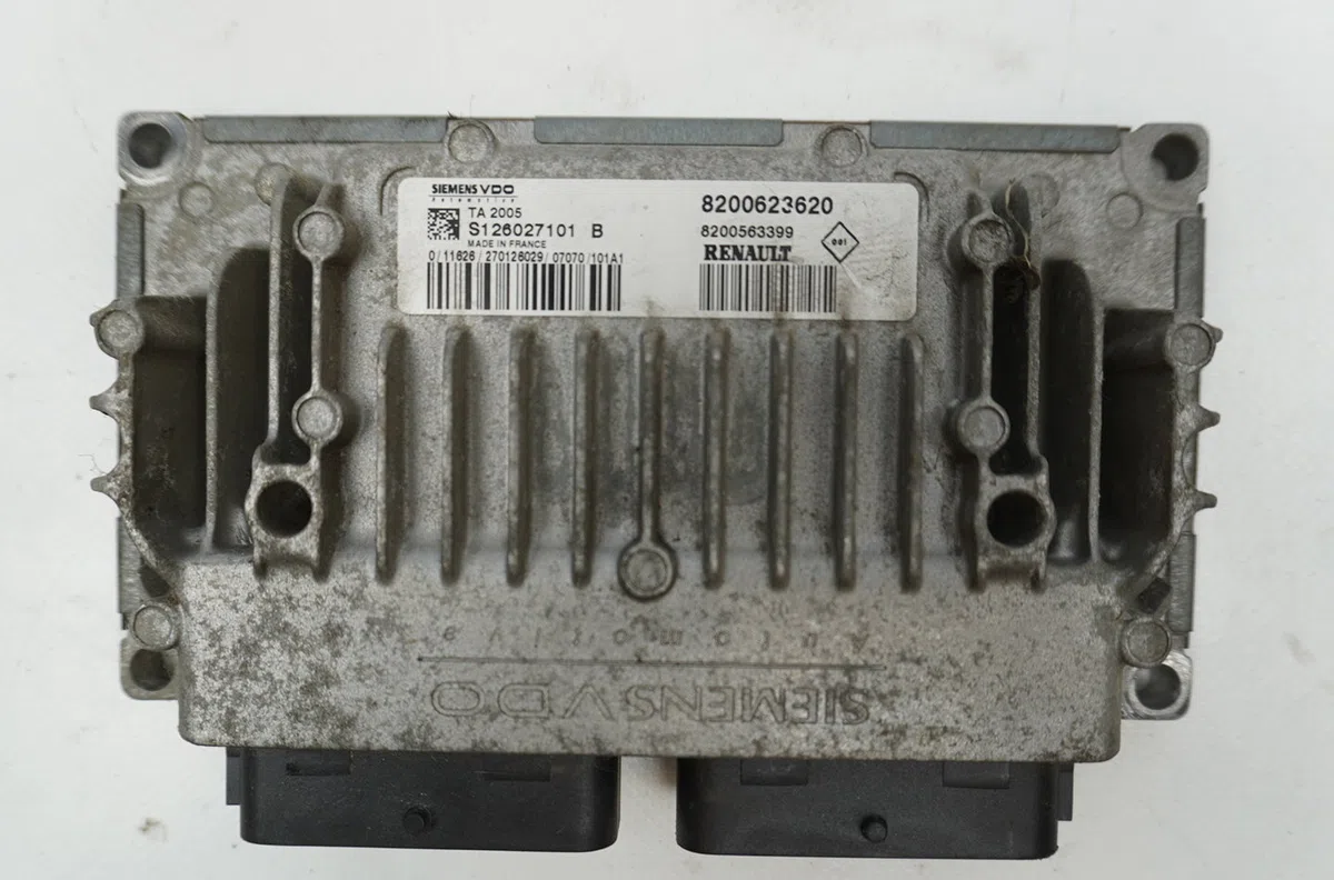 Calculateur moteur Renault SCÉNIC II (JM0-1_) 1.6 16v (jm1r) (2005-2008) occasion