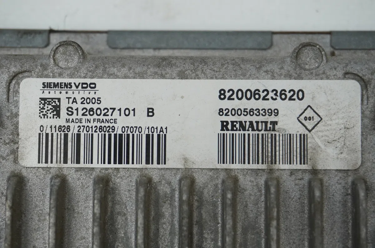 Calculateur moteur Renault SCÉNIC II (JM0-1_) 1.6 16v (jm1r) (2005-2008) occasion