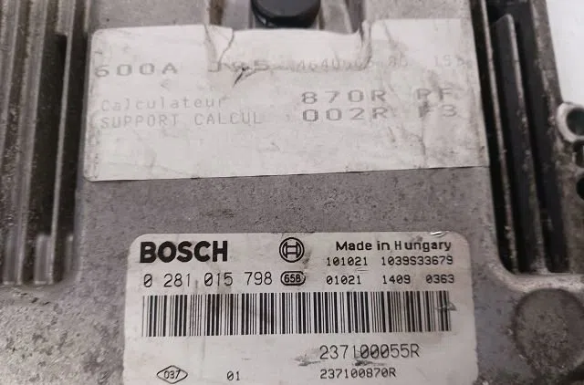 Calculateur moteur Renault SCÉNIC III (JZ0-1_) 1.9 dci (jz0j, jz1j, jz1k, jz1s) (2009) occasion