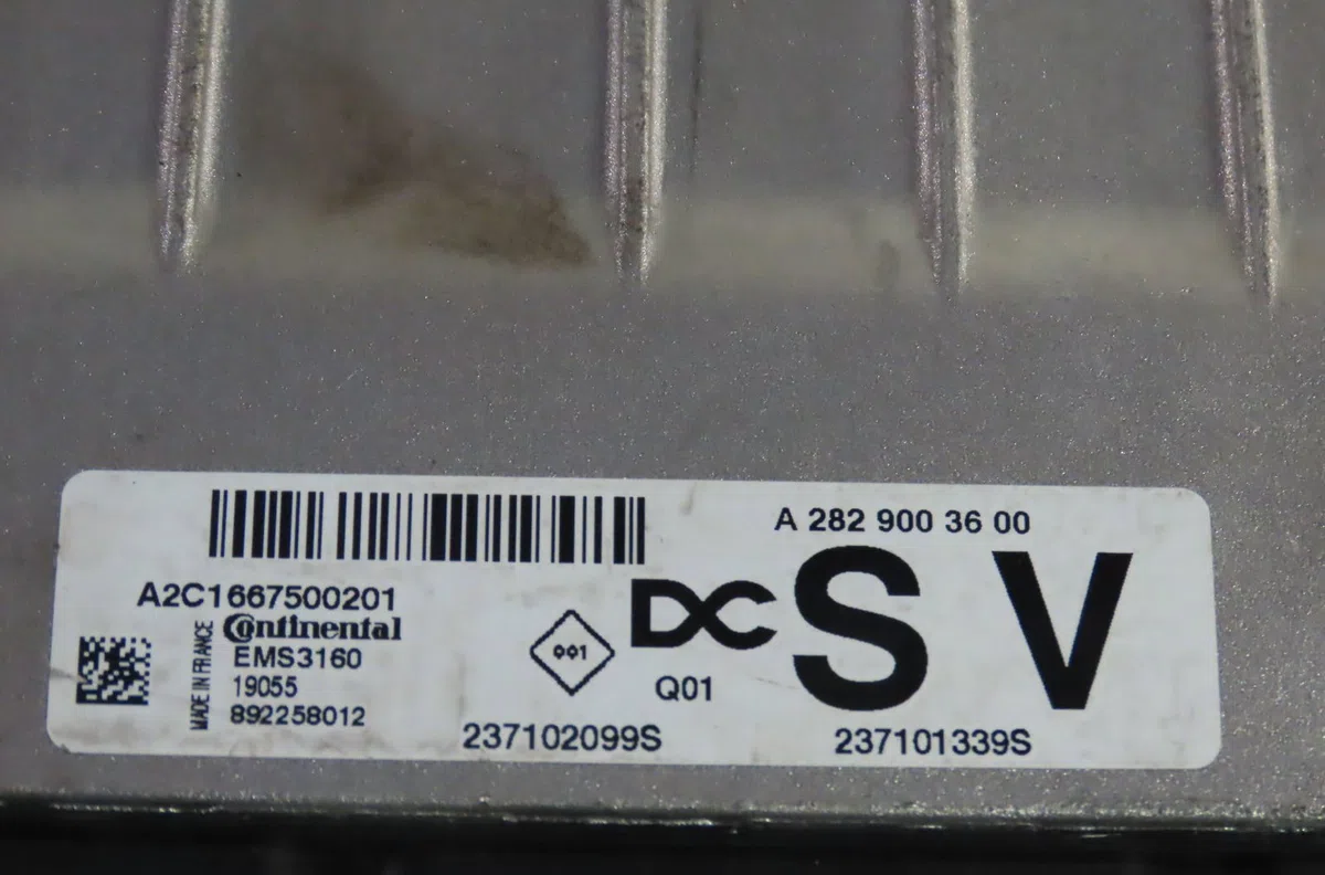 Calculateur moteur Renault SCÉNIC IV (J9_) 1.3 tce 140 (2018) occasion — photo 2