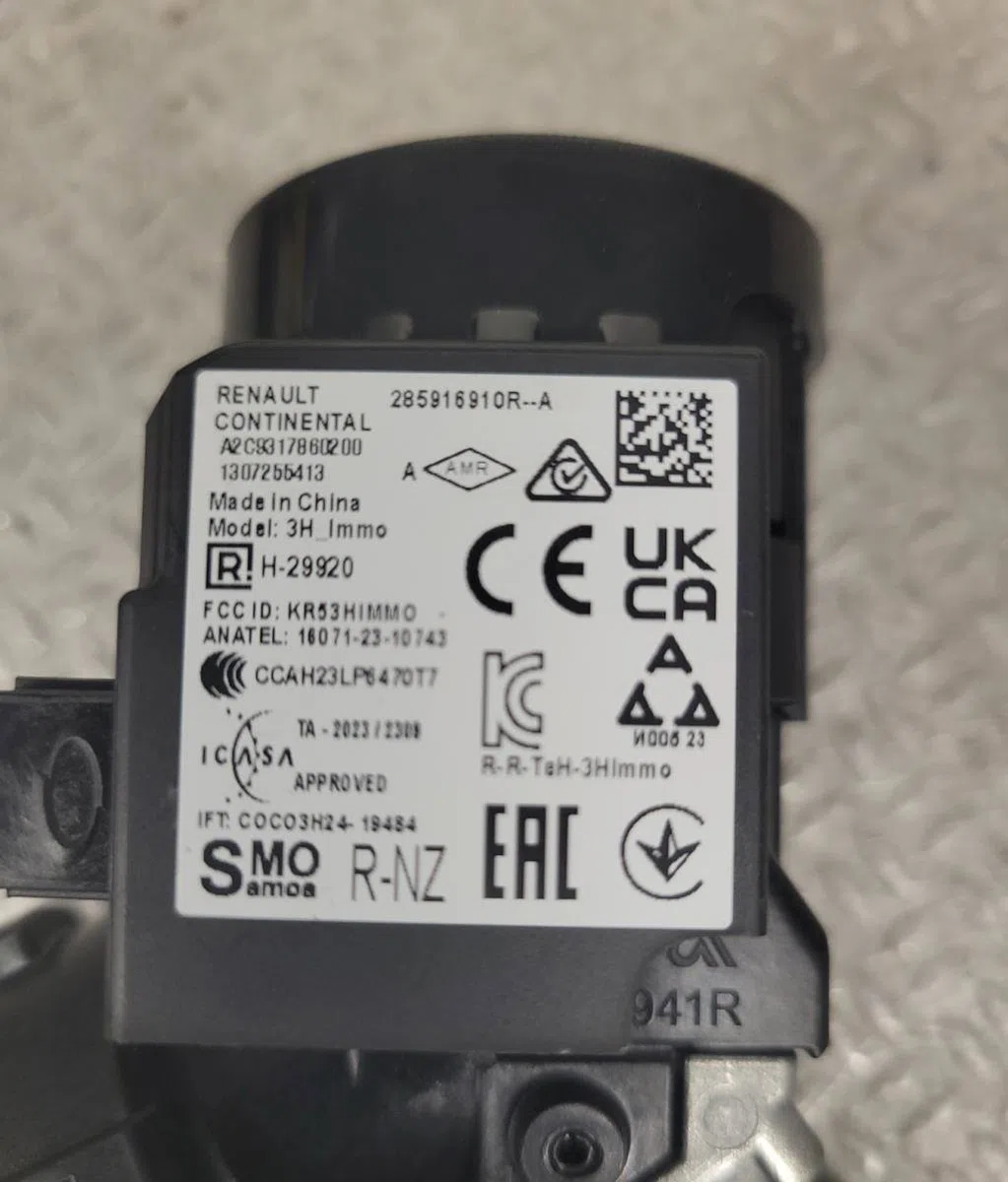 Calculateur moteur RENAULT TRAFIC 3  0 occasion — photo 4