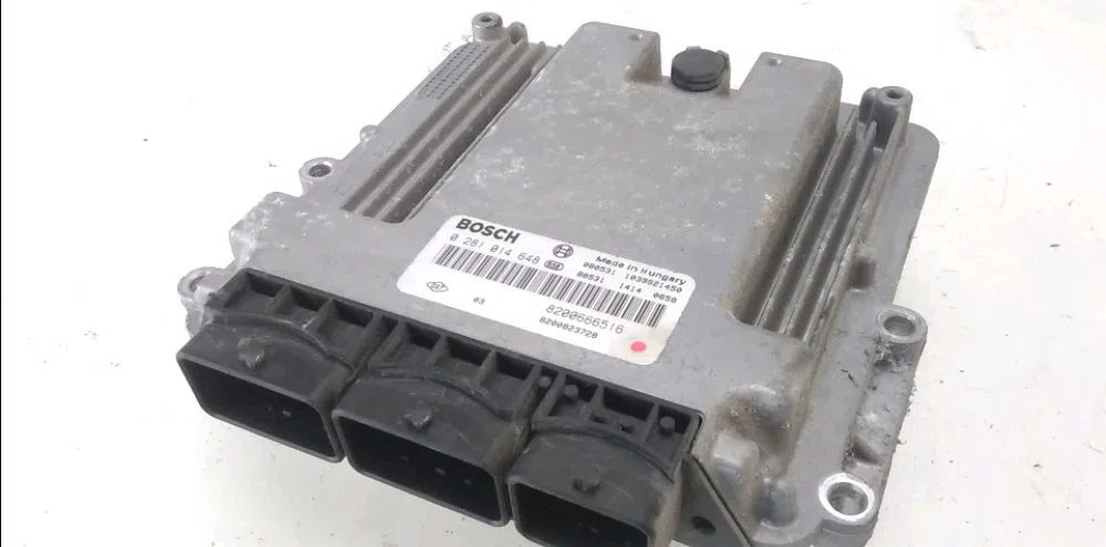 Calculateur moteur Renault TRAFIC II Camionnette (FL) 2.0 dci 90 (fl0h) (2006) occasion — photo 2