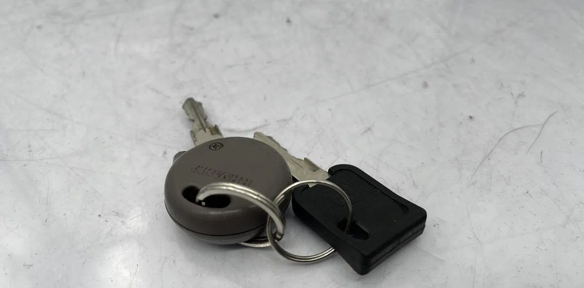 Calculateur moteur RENAULT TWINGO 1 PHASE 1 occasion — photo 4