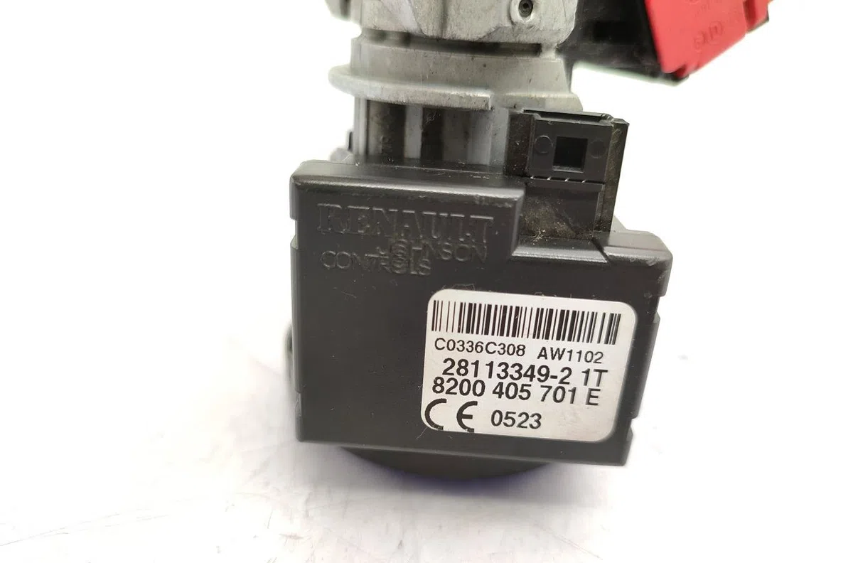 Calculateur moteur RENAULT TWINGO 2 PHASE 1 occasion — photo 4