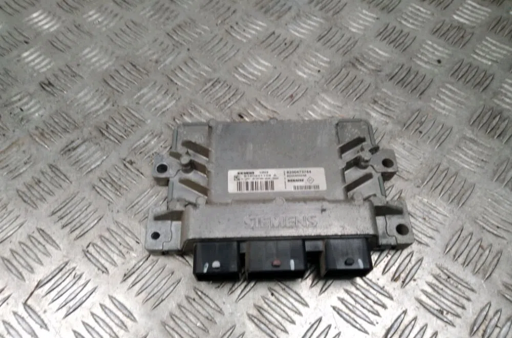 Calculateur moteur Renault TWINGO I (C06_) 1.2 16v (c06c, c06d, c06k) (2001-2007) 3 portes occasion