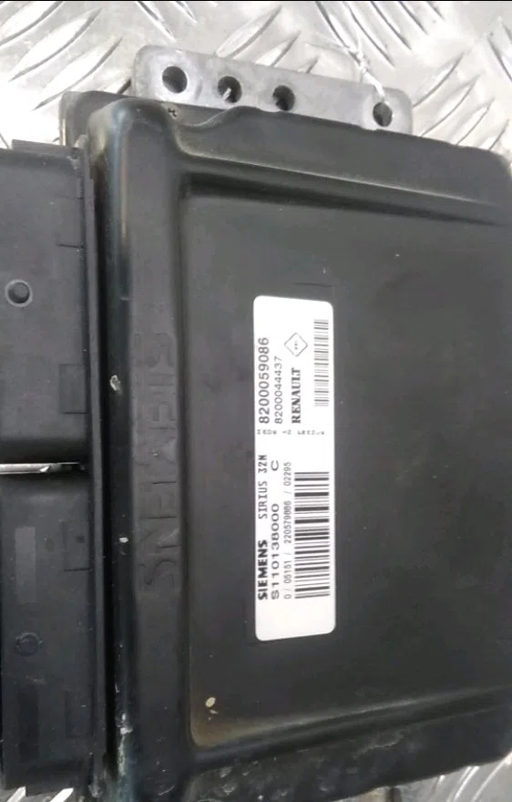Calculateur moteur Renault TWINGO I (C06_) 1.2 (c066, c068) (1996-2007) 3 portes occasion — photo 2