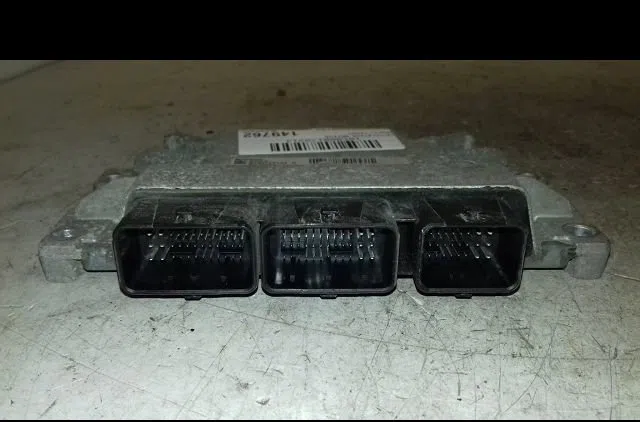 Calculateur moteur Renault TWINGO II (CN0_) 1.2 16v (cn04, cn0a, cn0b) (2007-2014) 3 portes occasion — photo 2