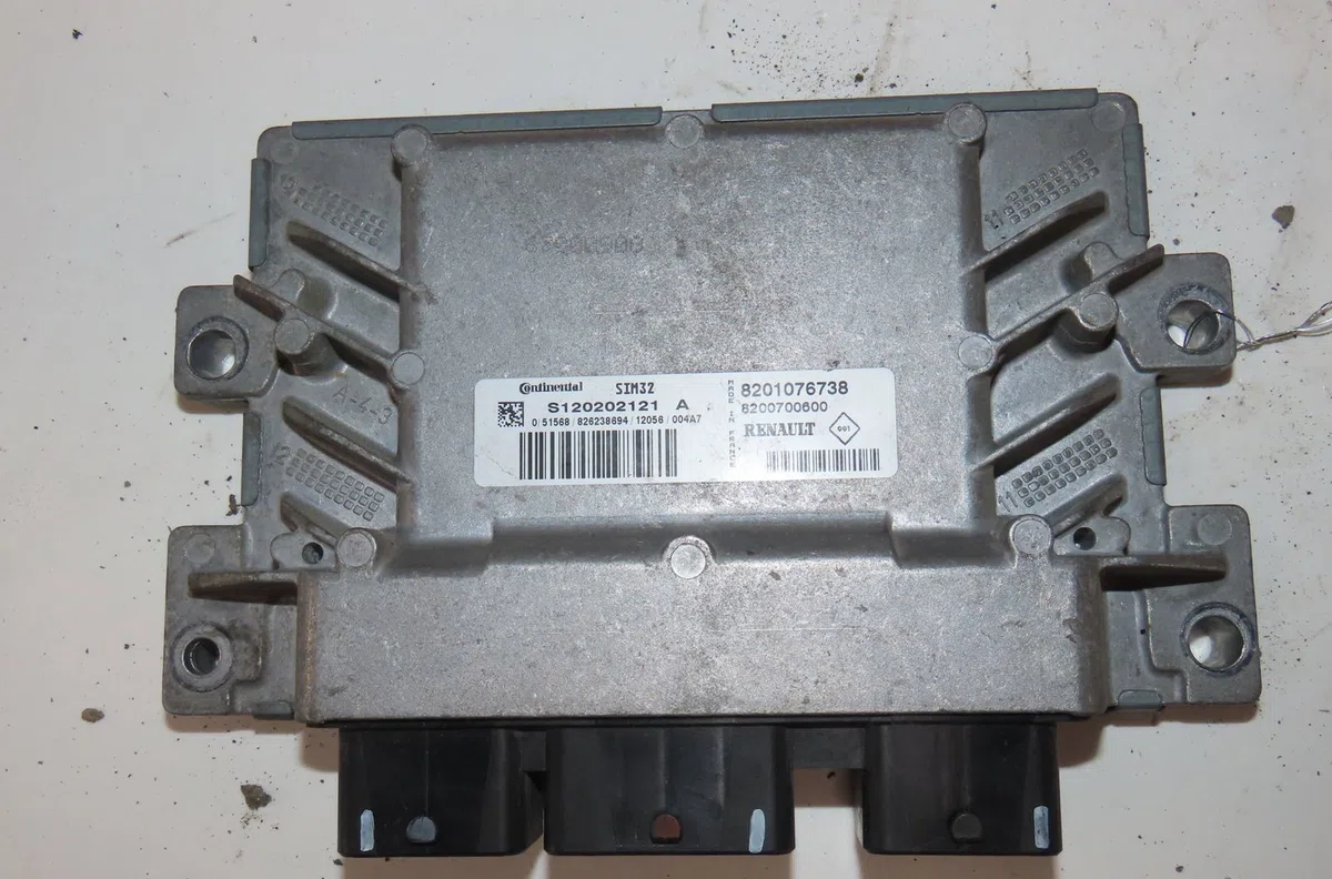 Calculateur moteur Renault TWINGO II (CN0_) 1.2 16v (cn04, cn0a, cn0b) (2007-2014) 3 portes occasion