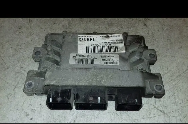 Calculateur moteur Renault TWINGO II (CN0_) 1.2 turbo (cn0c, cn0f) (2007-2014) occasion