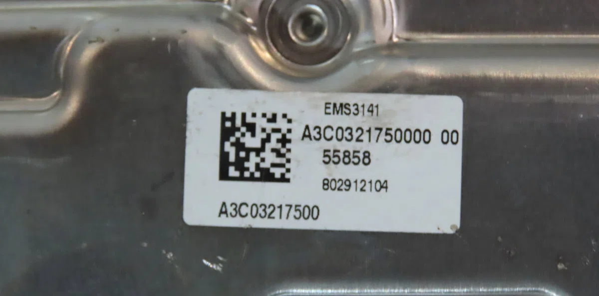 Calculateur moteur Renault TWINGO III (BCM_, BCA_) 1.0 sce 65 (bcmj) (2019) occasion — photo 2