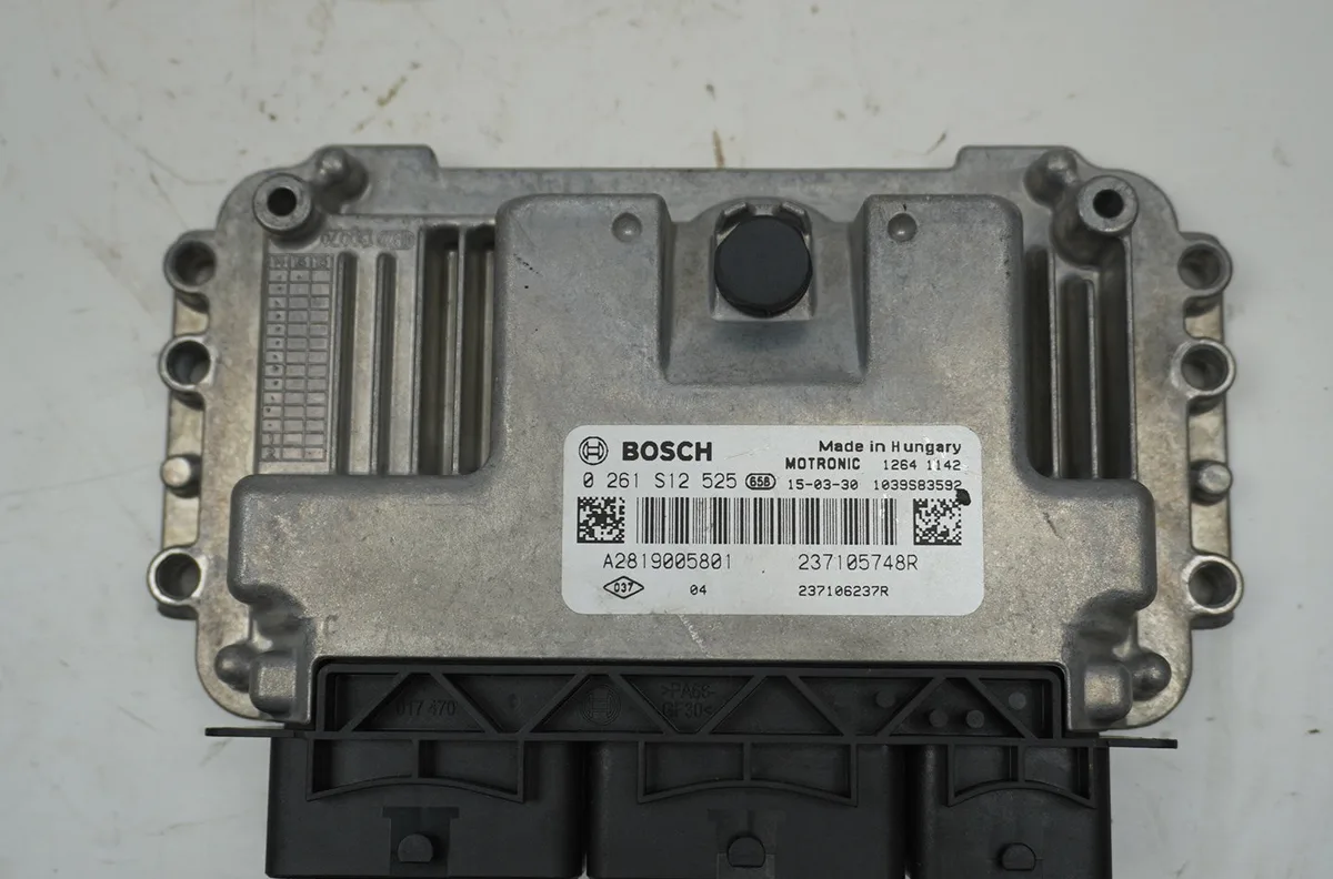 Calculateur moteur Renault TWINGO III (BCM_, BCA_) 1.0 sce 70 (2014) 5 portes occasion