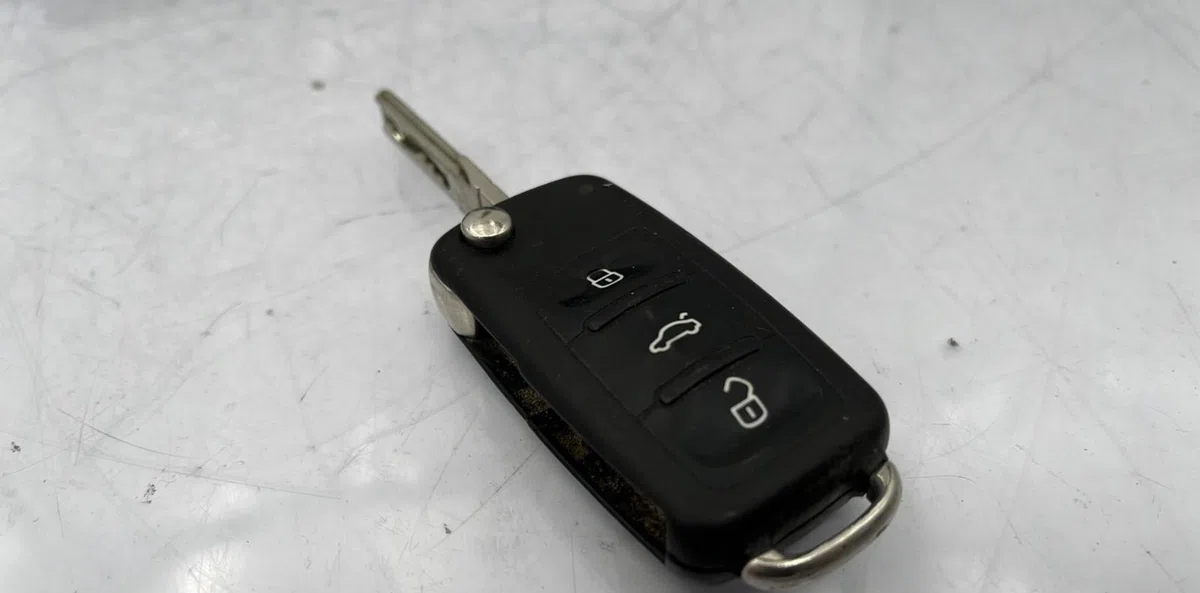 Calculateur moteur SEAT IBIZA 4 PHASE 2 occasion — photo 4