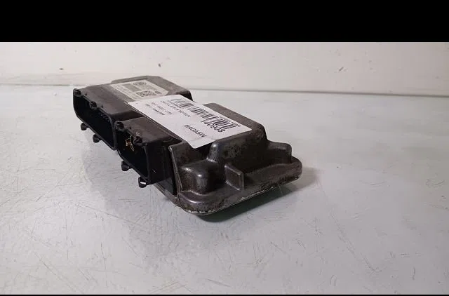 Calculateur moteur Seat IBIZA III (6L1) 1.4 16v (2002-2007) occasion — photo 2