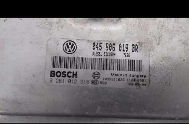Calculateur moteur Seat IBIZA III (6L1) 1.4 tdi (2002-2005) 3 portes occasion — photo 2