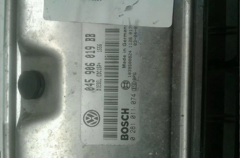 Calculateur moteur Seat IBIZA III (6L1) 1.4 tdi (2002-2005) occasion — photo 2