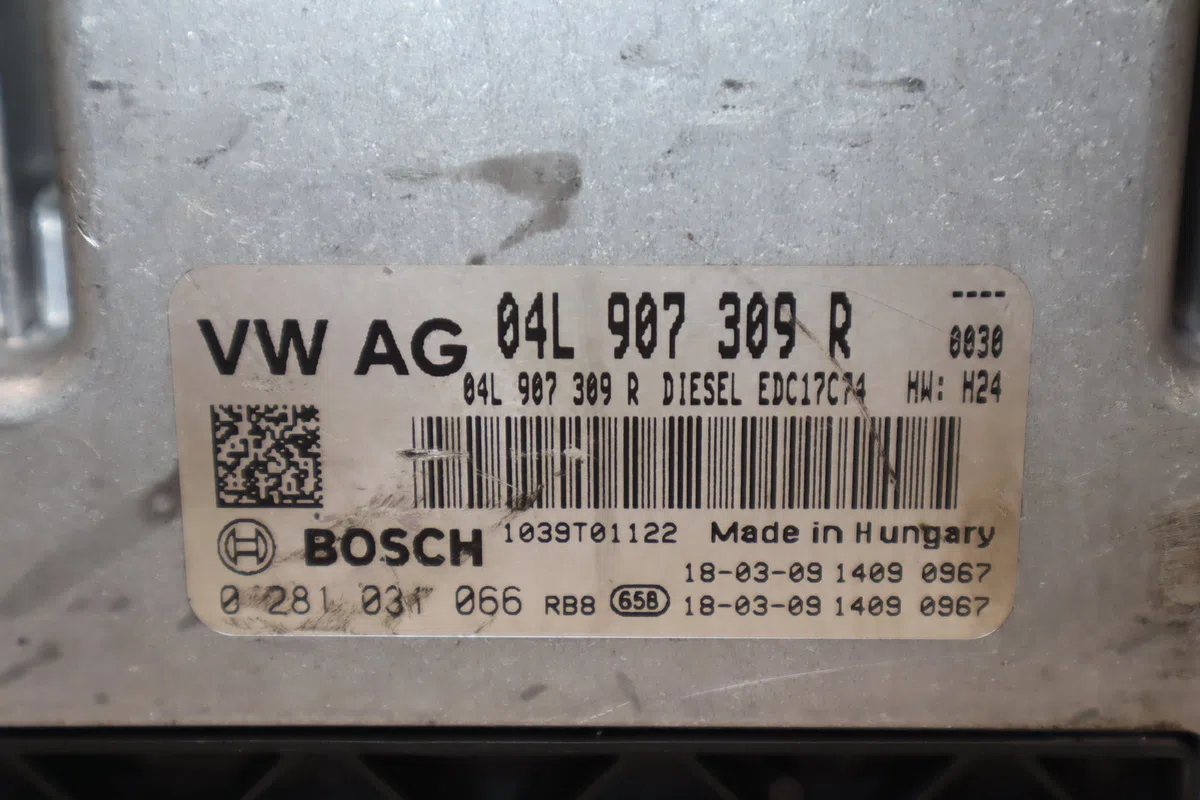 Calculateur moteur Seat LEON (5F1) 2.0 tdi (2012-2020) 5 portes occasion — photo 2