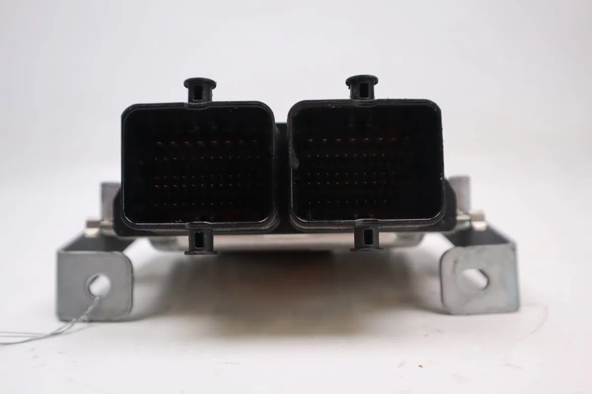 Calculateur moteur Skoda CITIGO (NF1) 1.0 (2011-2019) occasion — photo 2