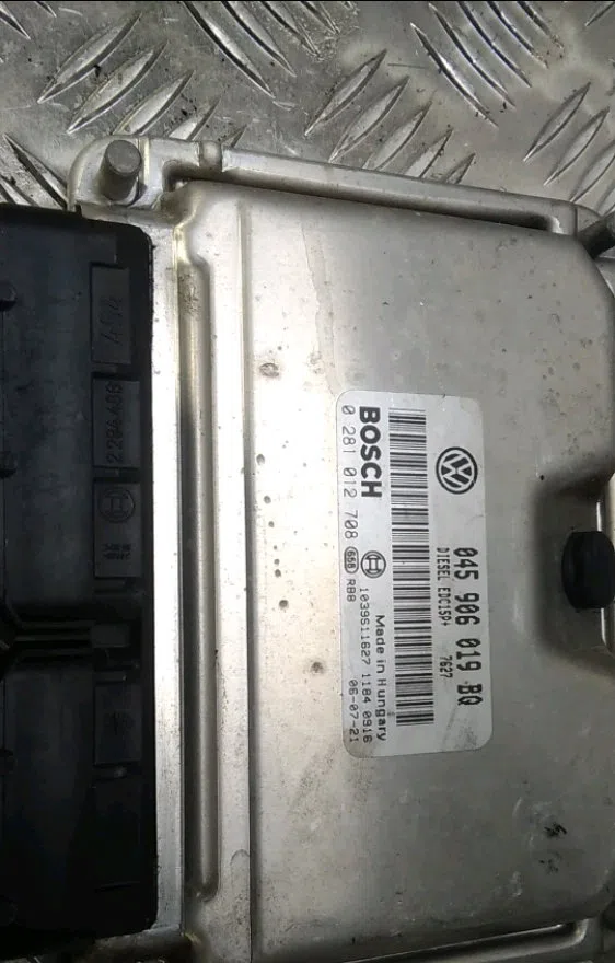 Calculateur moteur Skoda FABIA I Combi (6Y5) 1.4 tdi (2003-2007) occasion — photo 2