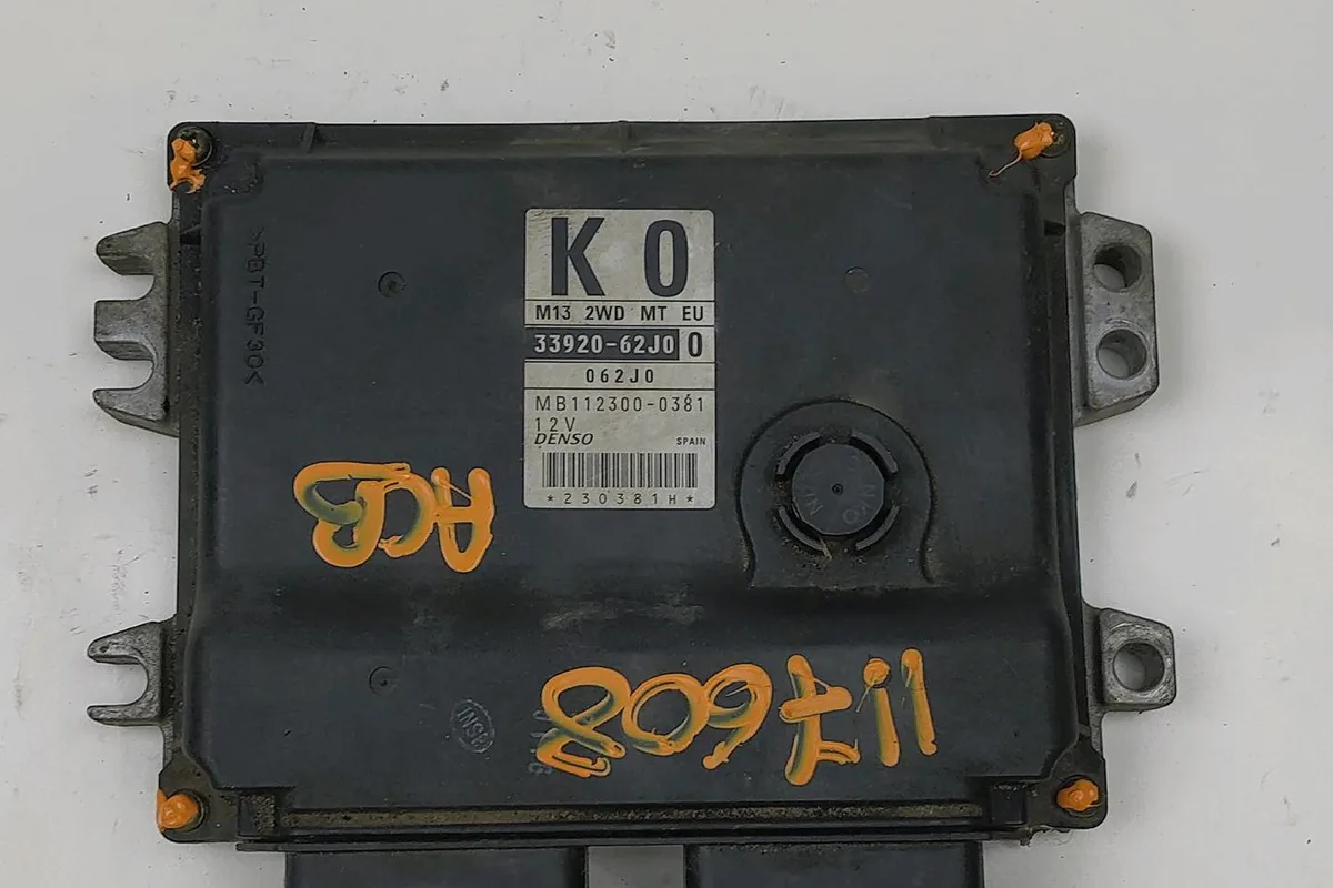 Calculateur moteur Suzuki SWIFT III (MZ, EZ) 1.3 (rs 413) (2005) occasion