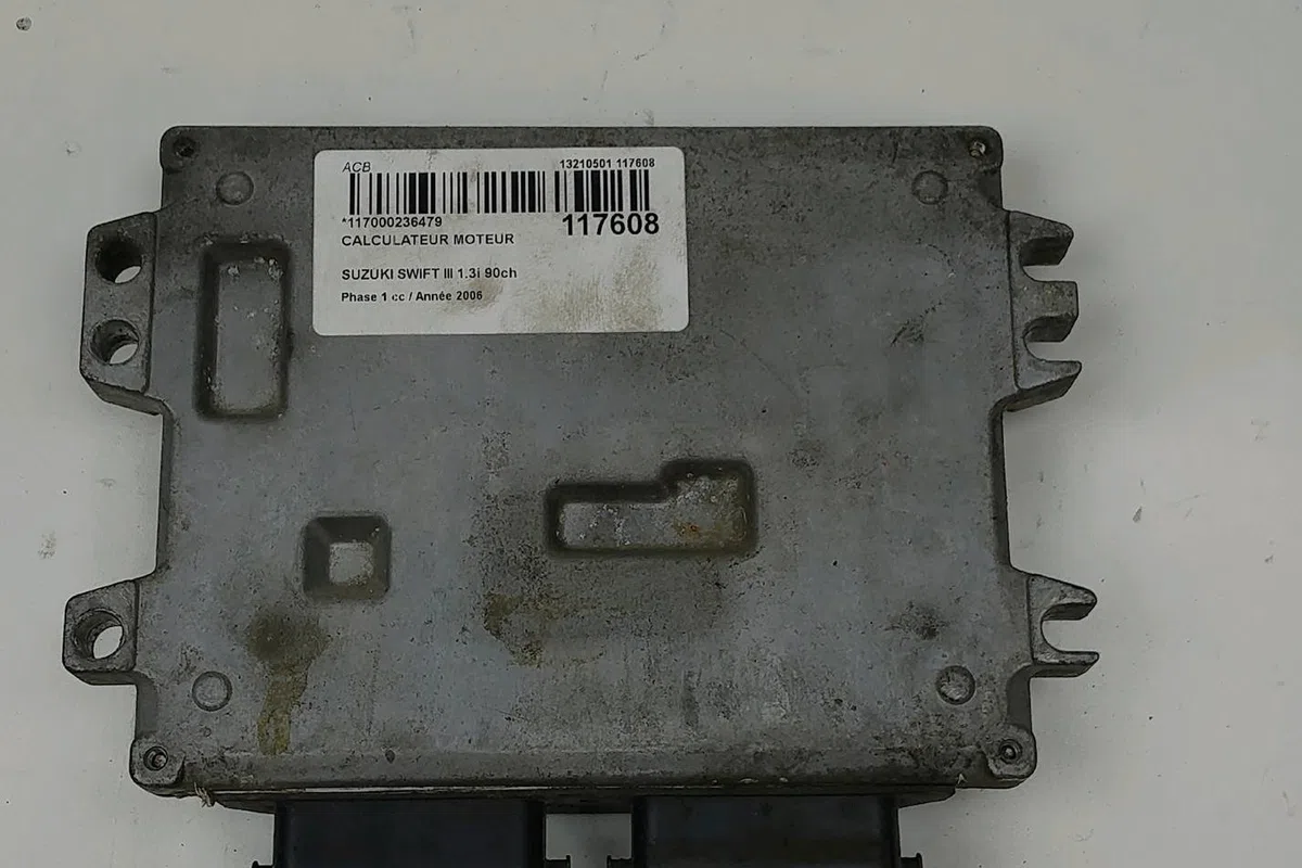 Calculateur moteur Suzuki SWIFT III (MZ, EZ) 1.3 (rs 413) (2005) occasion — photo 2