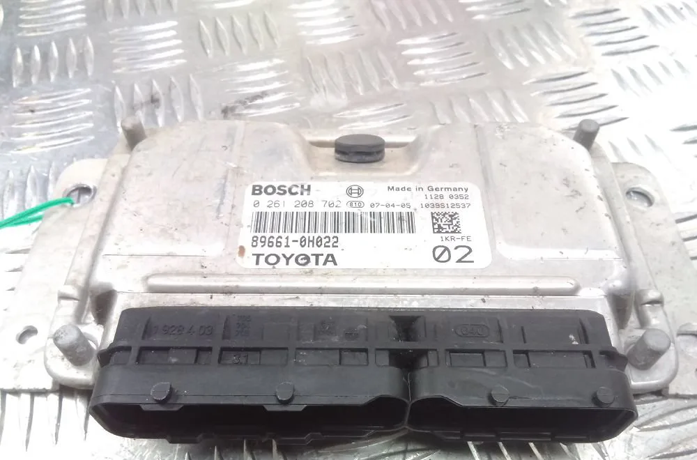 Calculateur moteur TOYOTA AYGO 1 2007 occasion
