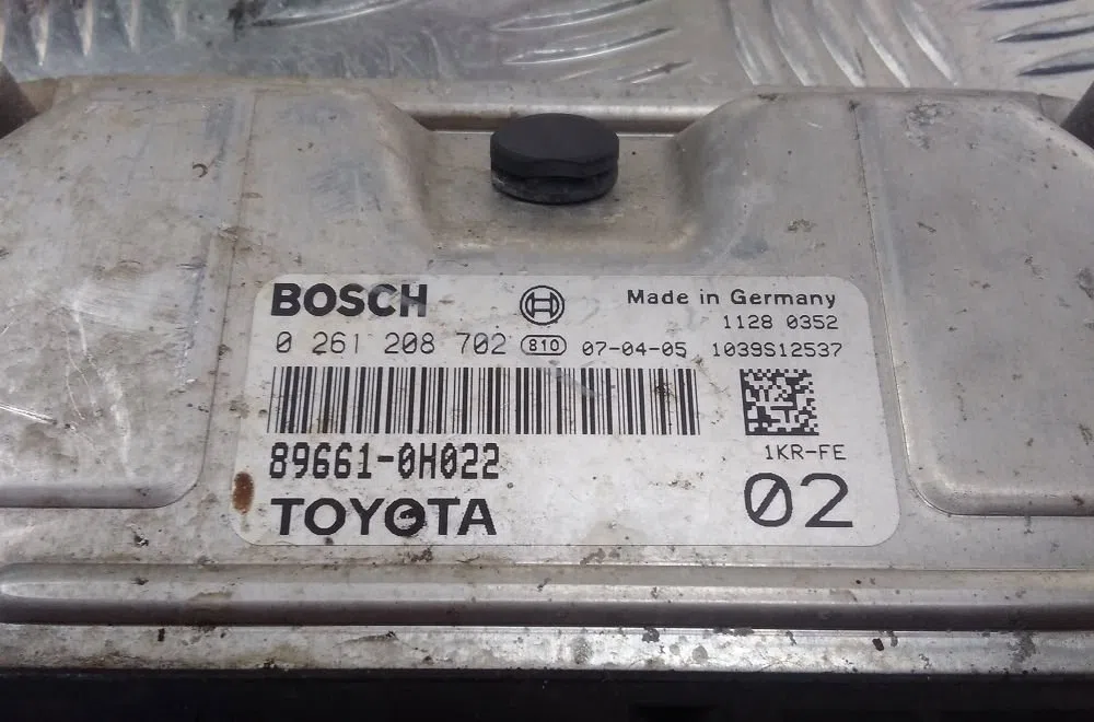 Calculateur moteur TOYOTA AYGO 1 2007 occasion — photo 2