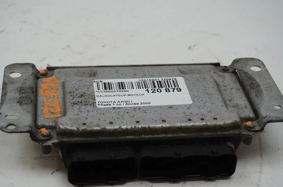 Calculateur moteur Toyota AYGO (_B1_) 1.0 (kgb10_) (2005-2014) 5 portes occasion