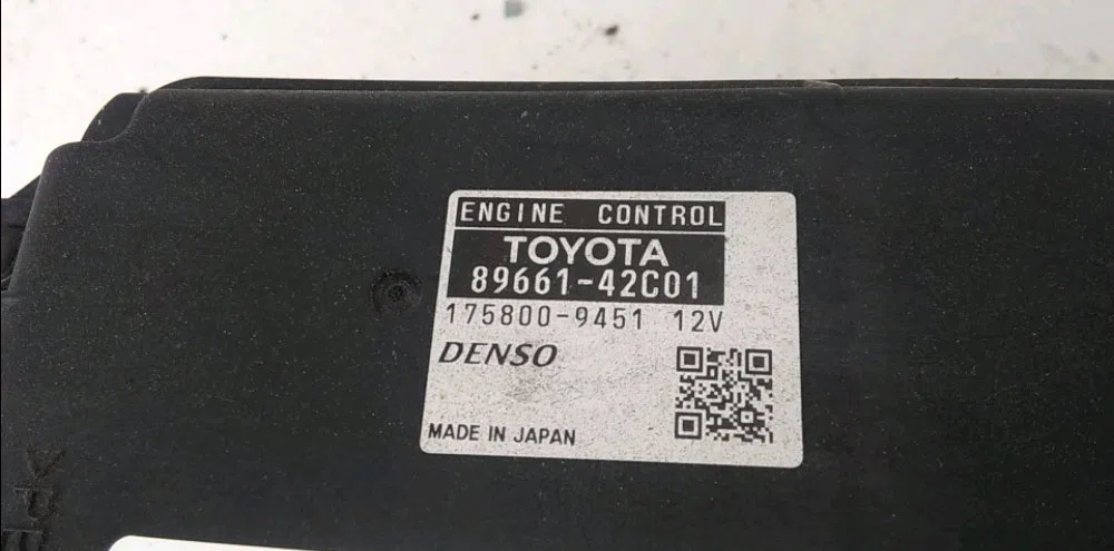 Calculateur moteur Toyota RAV 4 III (_A3_) 2.2 d 4wd (ala30_) (2006-2012) occasion — photo 3