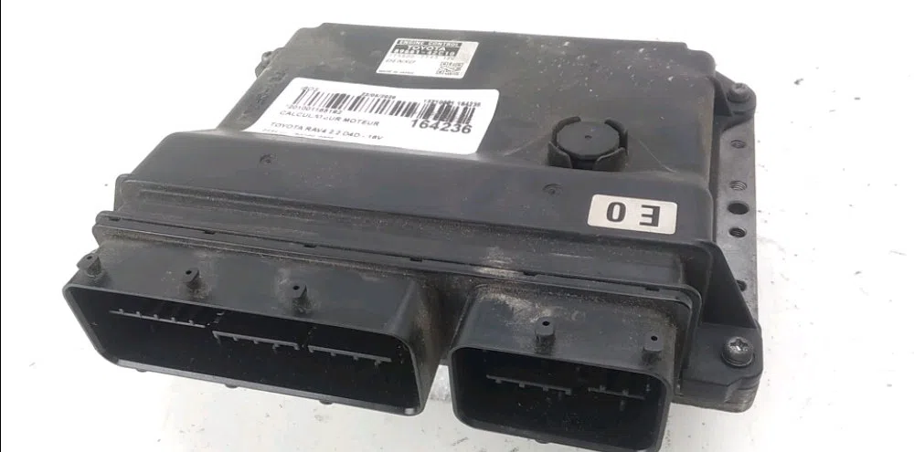 Calculateur moteur Toyota RAV 4 III (_A3_) 2.2 d 4wd (ala30_) (2006-2012) occasion