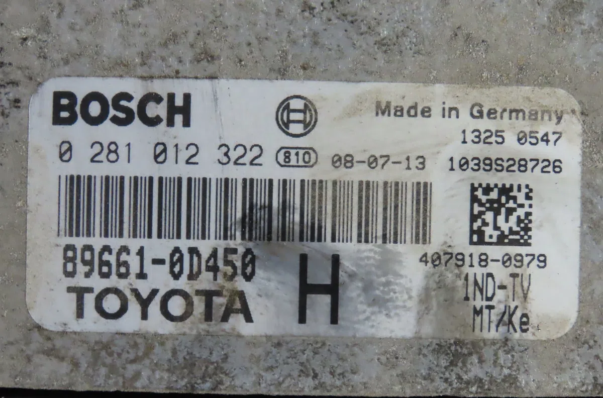 Calculateur moteur Toyota YARIS (_P9_) 1.4 d-4d (nlp90_) (2005-2012) occasion — photo 2
