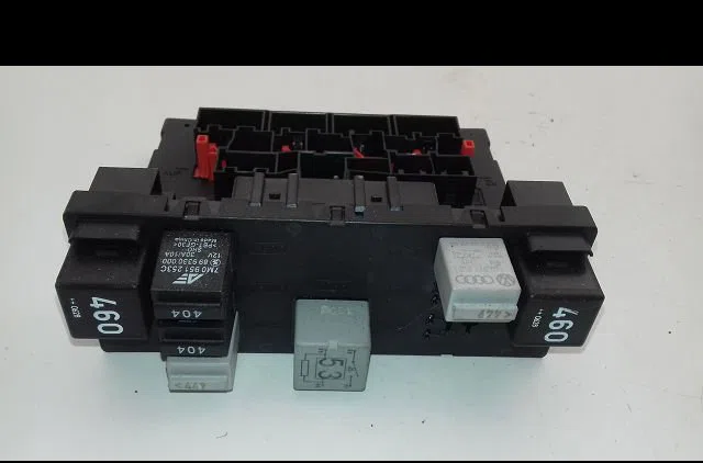 Calculateur moteur Volkswagen EOS (1F7, 1F8) 2.0 tdi (2006-2008) occasion — photo 2