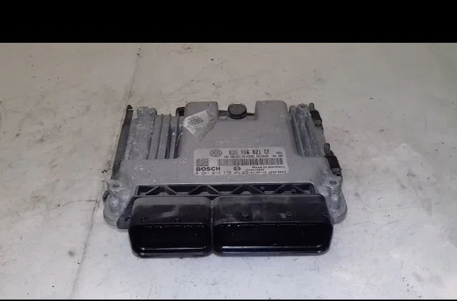 Calculateur moteur Volkswagen EOS (1F7, 1F8) 2.0 tdi (2006-2008) occasion