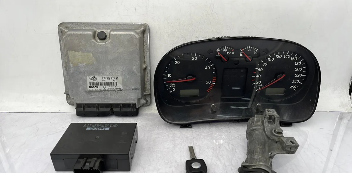 Calculateur moteur VOLKSWAGEN GOLF 4 occasion