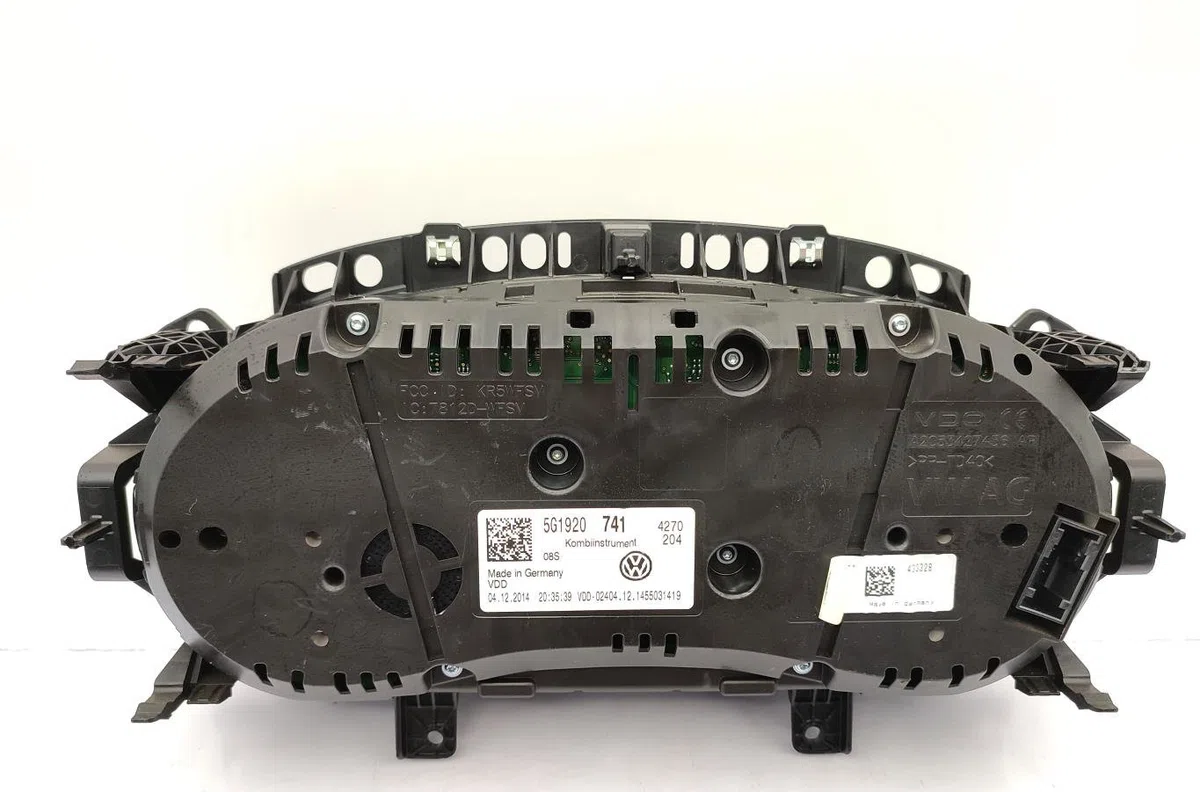 Calculateur moteur VOLKSWAGEN GOLF 7 PHASE 1 occasion — photo 4