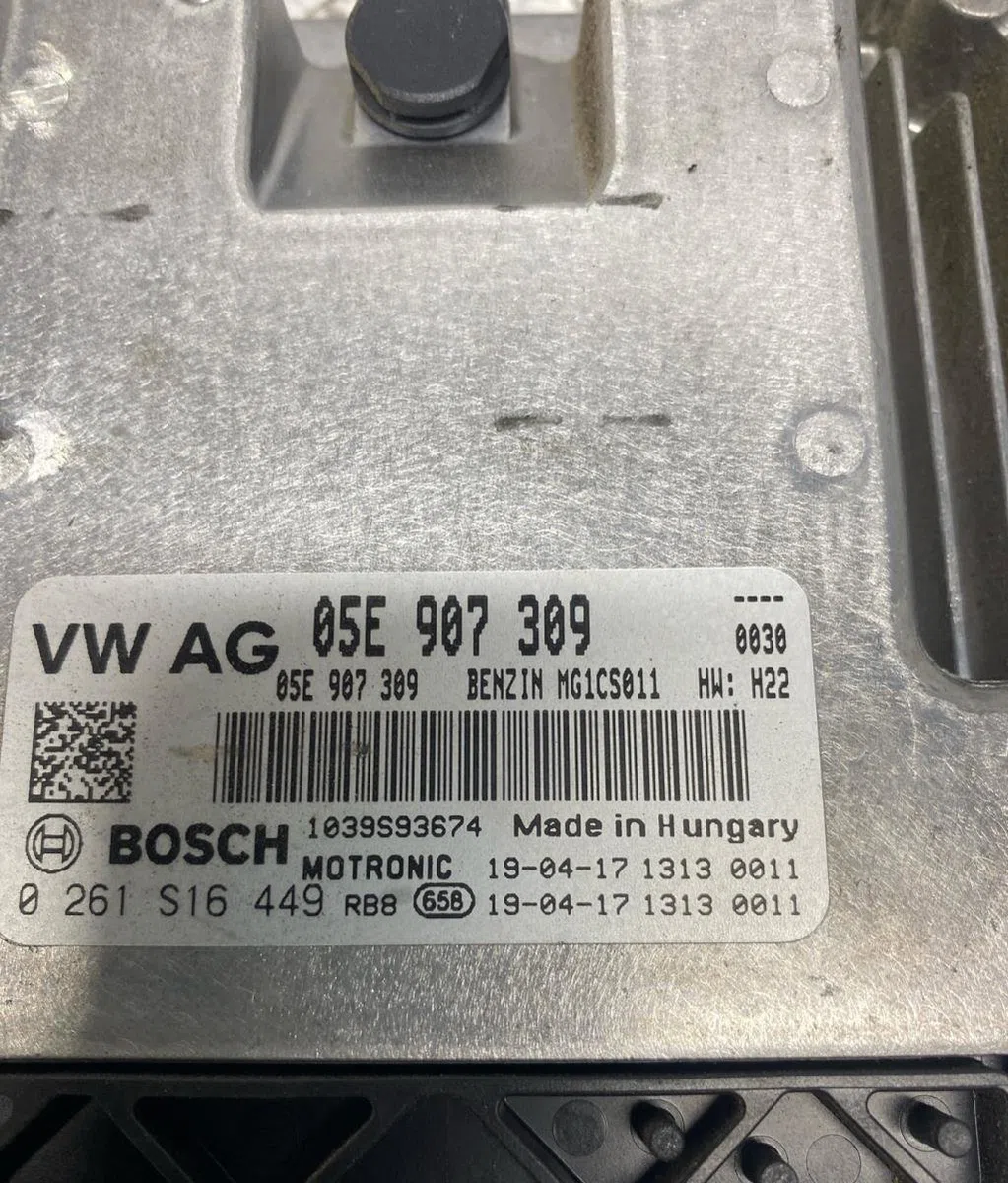 Calculateur moteur VOLKSWAGEN GOLF 7 PHASE 2 occasion — photo 4