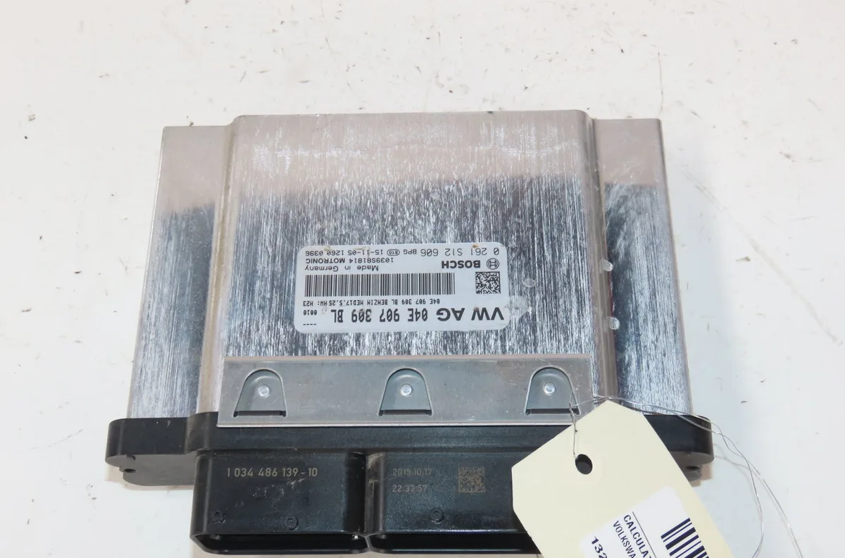 Calculateur moteur Volkswagen GOLF VII (5G1, BQ1, BE1, BE2) 1.2 tsi (2012-2017) occasion
