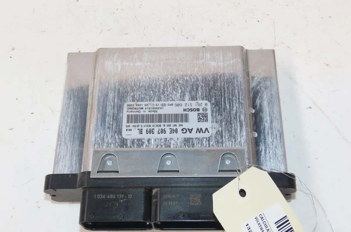 Calculateur moteur Volkswagen GOLF VII (5G1, BQ1, BE1, BE2) 1.2 tsi (2012-2017) occasion — photo 2