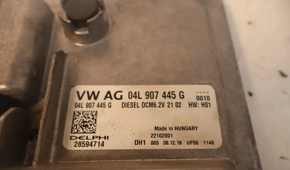 Calculateur moteur Volkswagen GOLF VII (5G1, BQ1, BE1, BE2) 1.6 tdi (2012-2017) occasion — photo 4