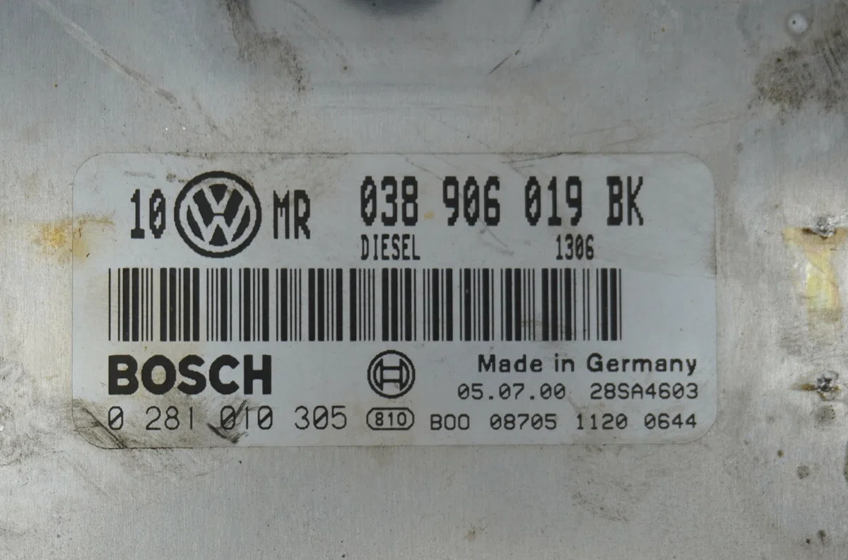 Calculateur moteur Volkswagen PASSAT B5 (3B2) 1.9 tdi (1996-2000) occasion — photo 2