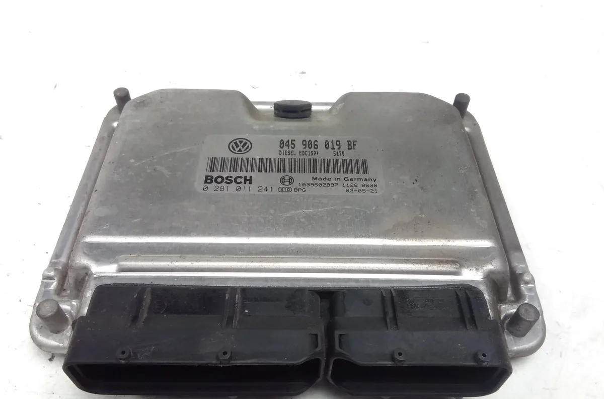 Calculateur moteur VOLKSWAGEN POLO 4 2004 occasion