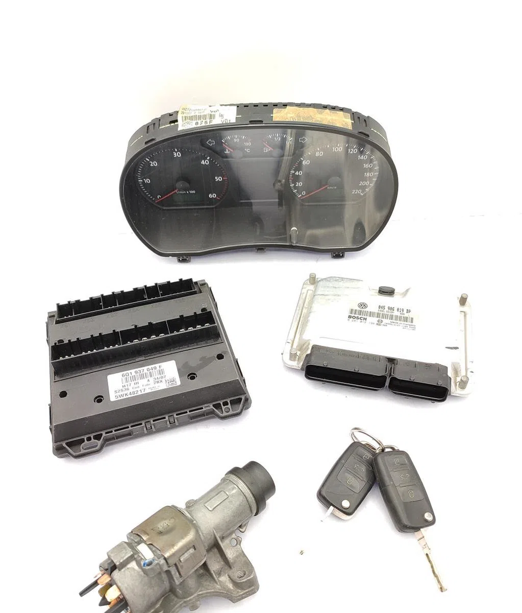 Calculateur moteur VOLKSWAGEN POLO 4 PHASE 2 occasion — photo 2