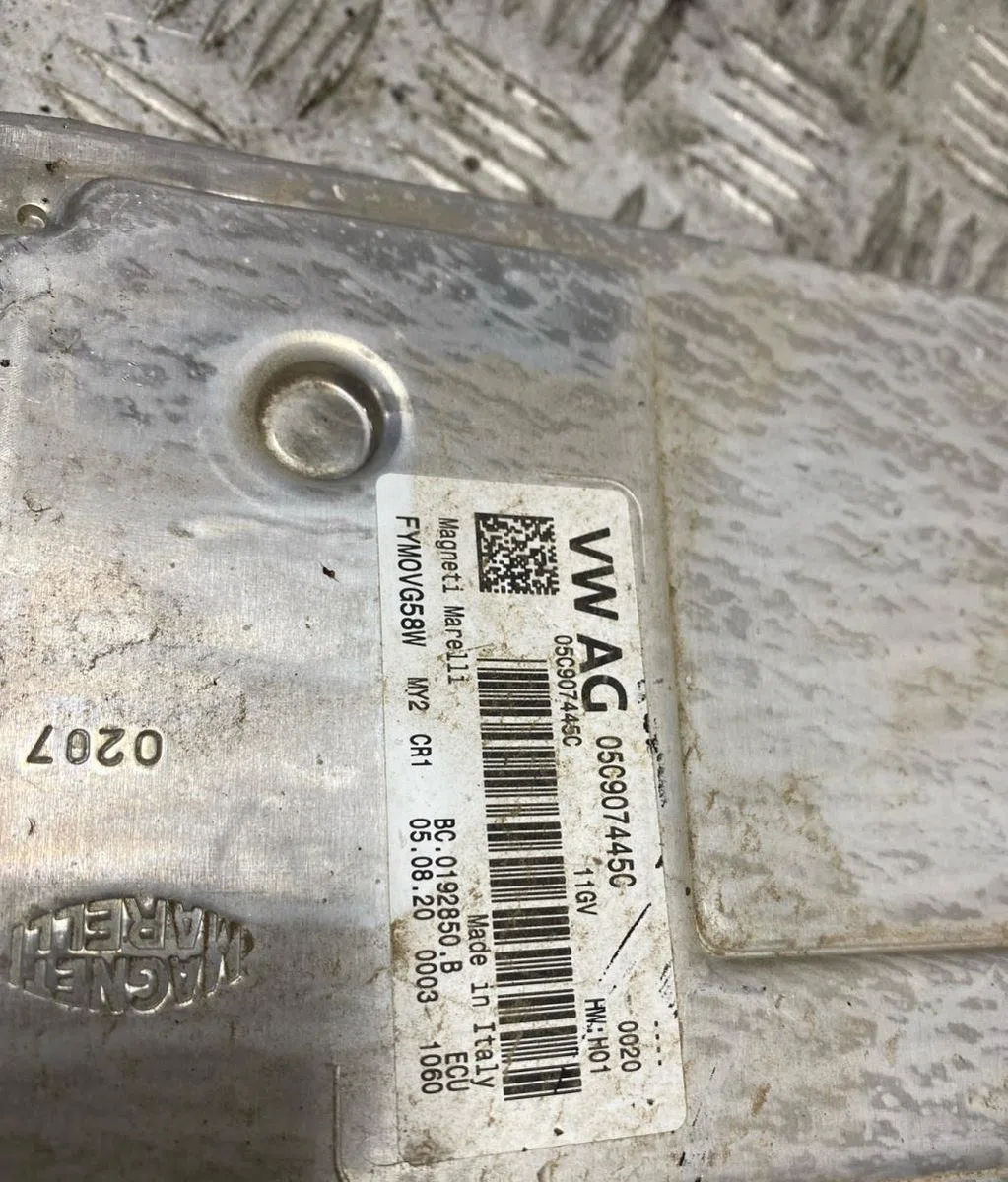 Calculateur moteur VOLKSWAGEN POLO 6 PHASE 1 occasion
