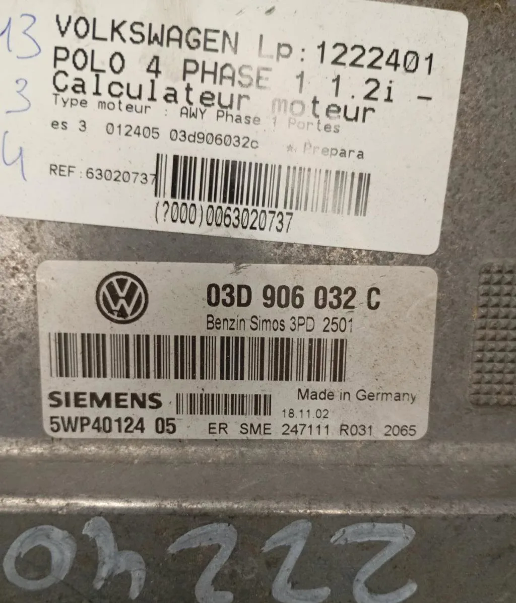 Calculateur moteur Volkswagen POLO (9N_, 9A_) 1.2 (2002-2007) 5 portes occasion