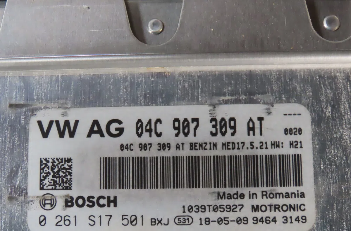 Calculateur moteur Volkswagen POLO VI (AW1, BZ1, AE1) 1.0 tsi (2017) occasion — photo 2