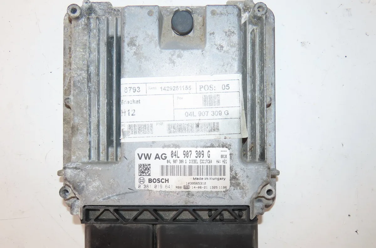 Calculateur moteur Volkswagen SCIROCCO III (137, 138) 2.0 tdi (2010-2017) occasion