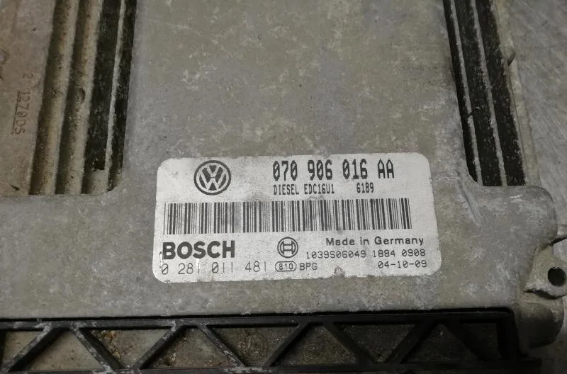 Calculateur moteur VOLKSWAGEN TOUAREG 1 TOUAREG 1 PHASE 1 occasion