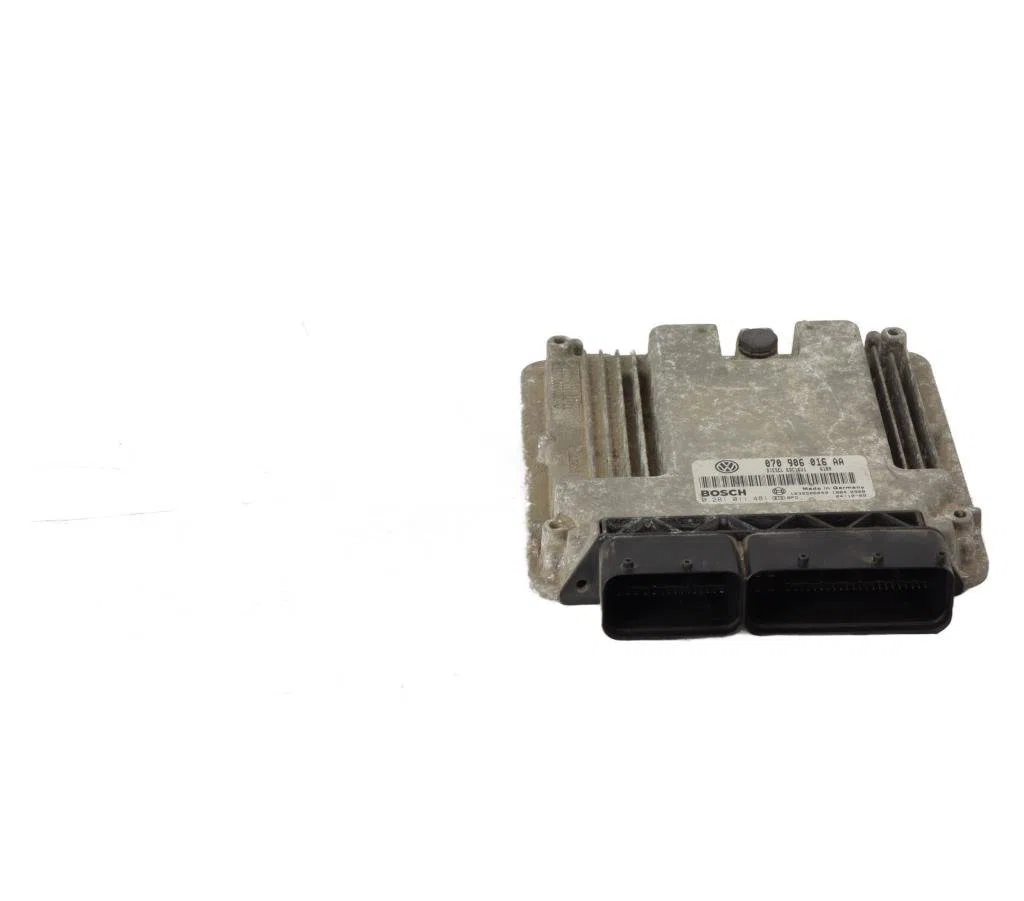 Calculateur moteur VOLKSWAGEN TOUAREG 1  TOUAREG 1 PHASE 1 occasion