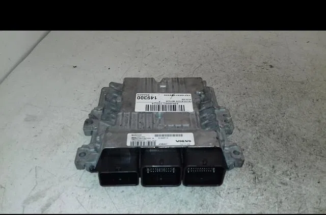 Calculateur moteur Volvo V40 Cross Country (526) D2 (2012-2016) occasion — photo 2