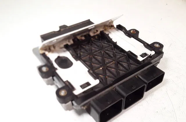 Calculateur moteur Volvo V60 I (155) 1.6 drive (2011-2015) occasion — photo 2